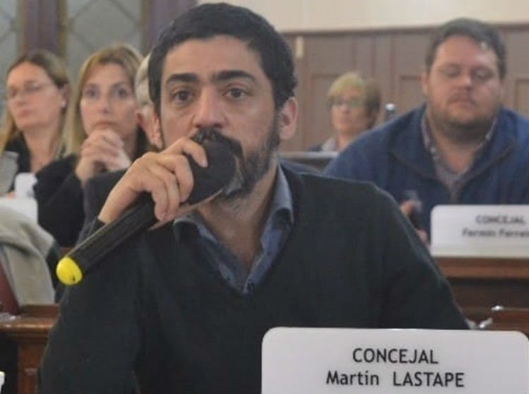 Lastape sobre el veto a