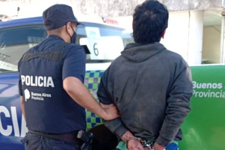 Policía
