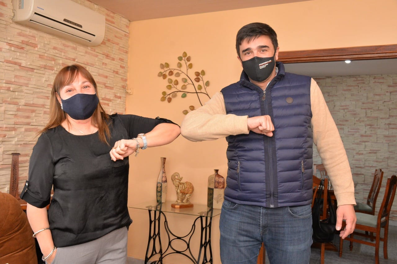 Galli visitó a una mujer que tuvo Covid-19