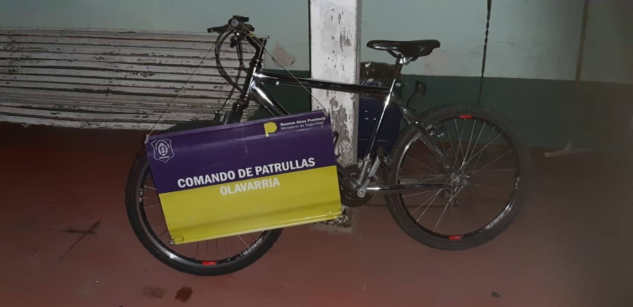 bicicleta abandonada en la vía