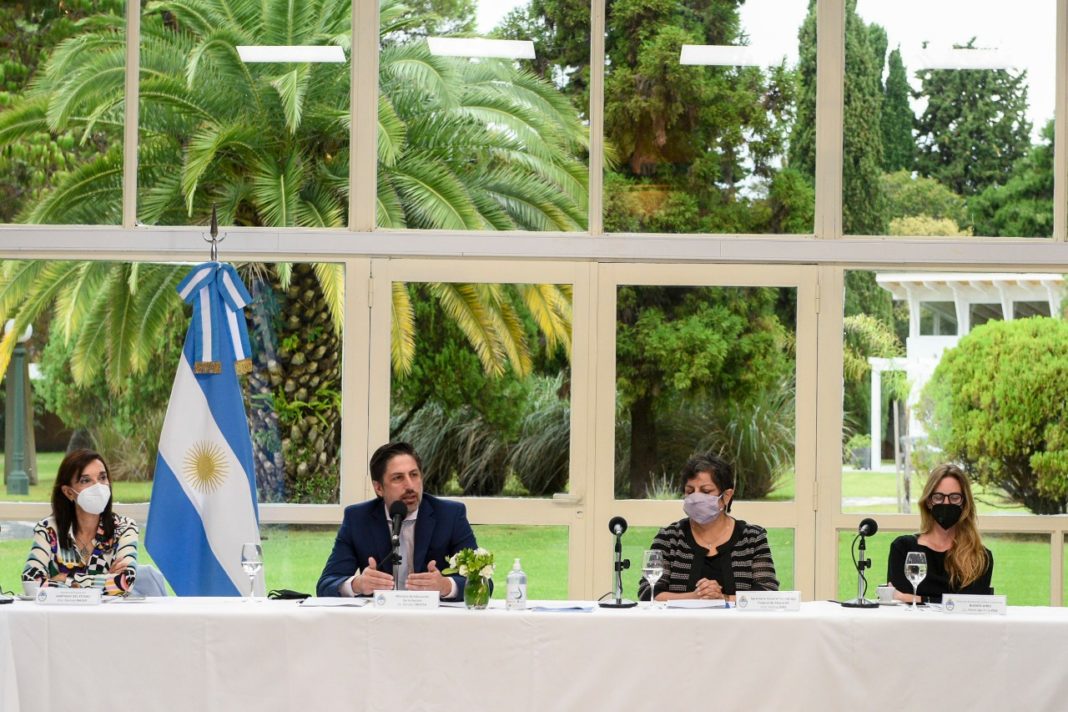 Una semana si una semana no