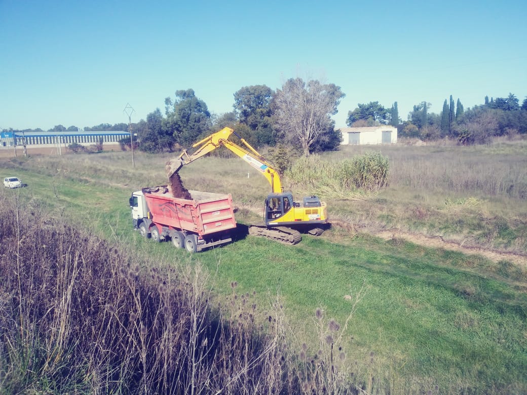 Continúan las obras hidráulicas en