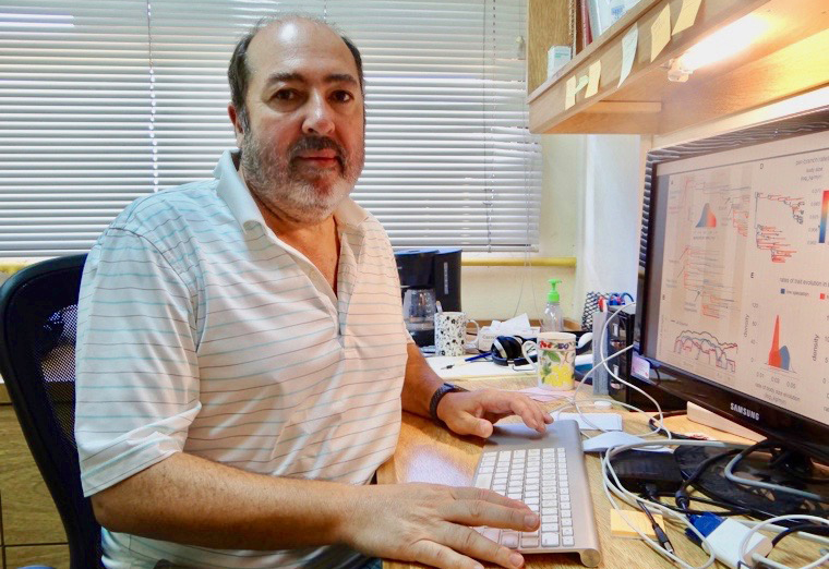 Investigador de la FACSO publicó