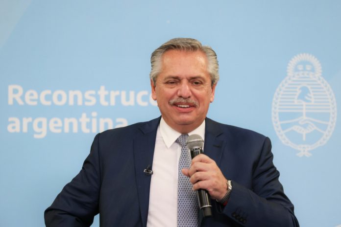Fernández dijo que trabajará