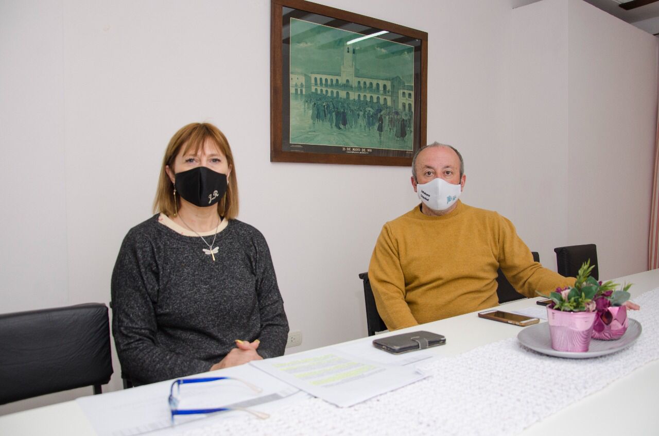 Mónica Wagner y Julio Benítez