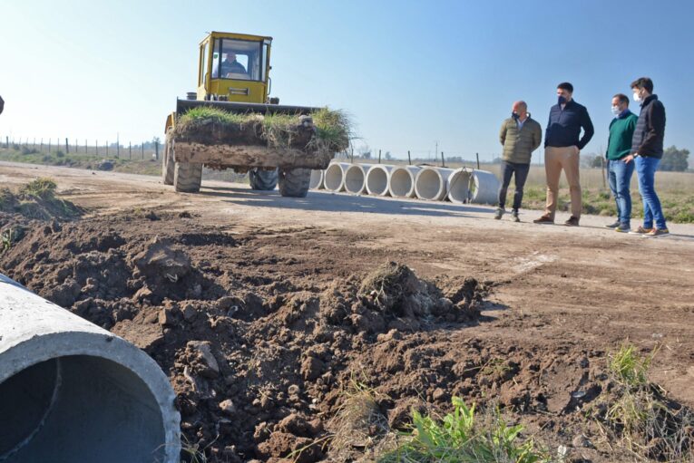 Se realizan diferentes obras hidráulicas