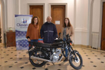 Se entregó la moto de la sexta edición del Premio al Buen Contribuyente