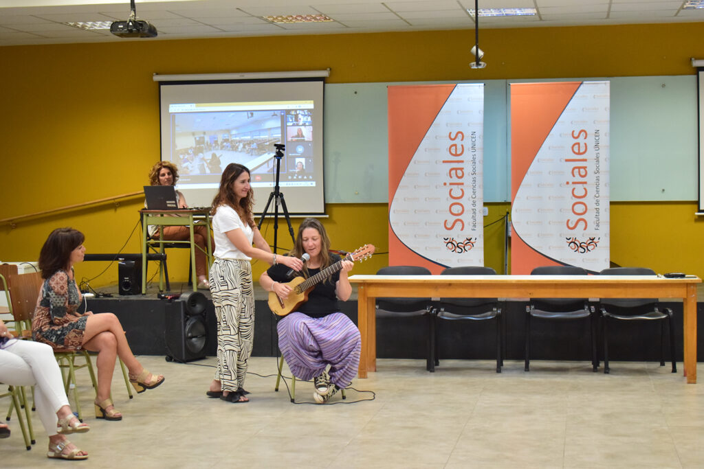 Con varias actividades