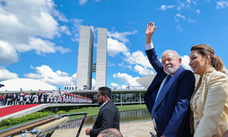 Lula da Silva juró