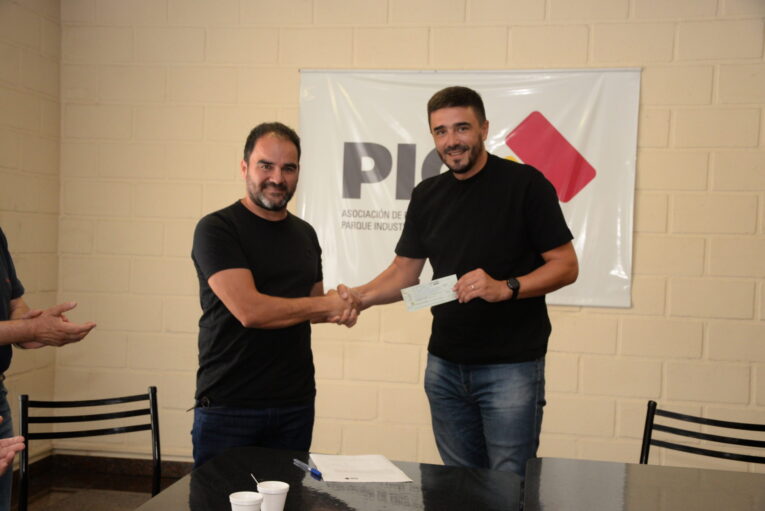 Contribución y acompañamiento al