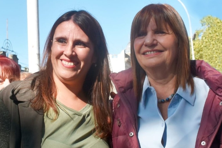 Andrea Coronel acompaño a