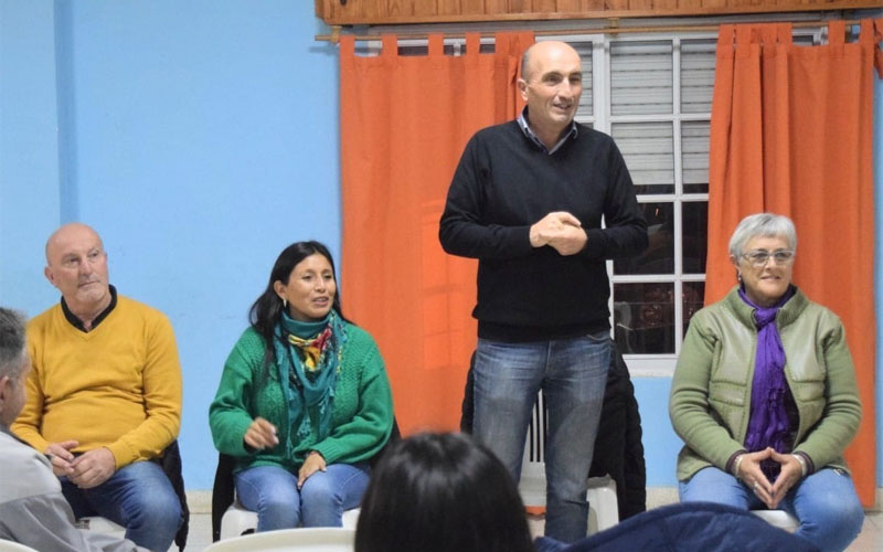 Eduardo Rodríguez presentó su