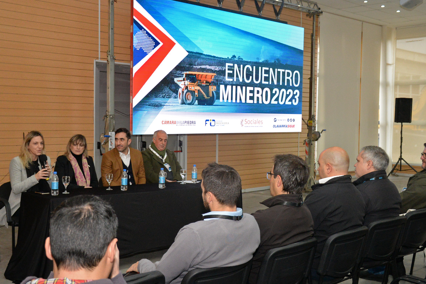 Empresarios e industriales de