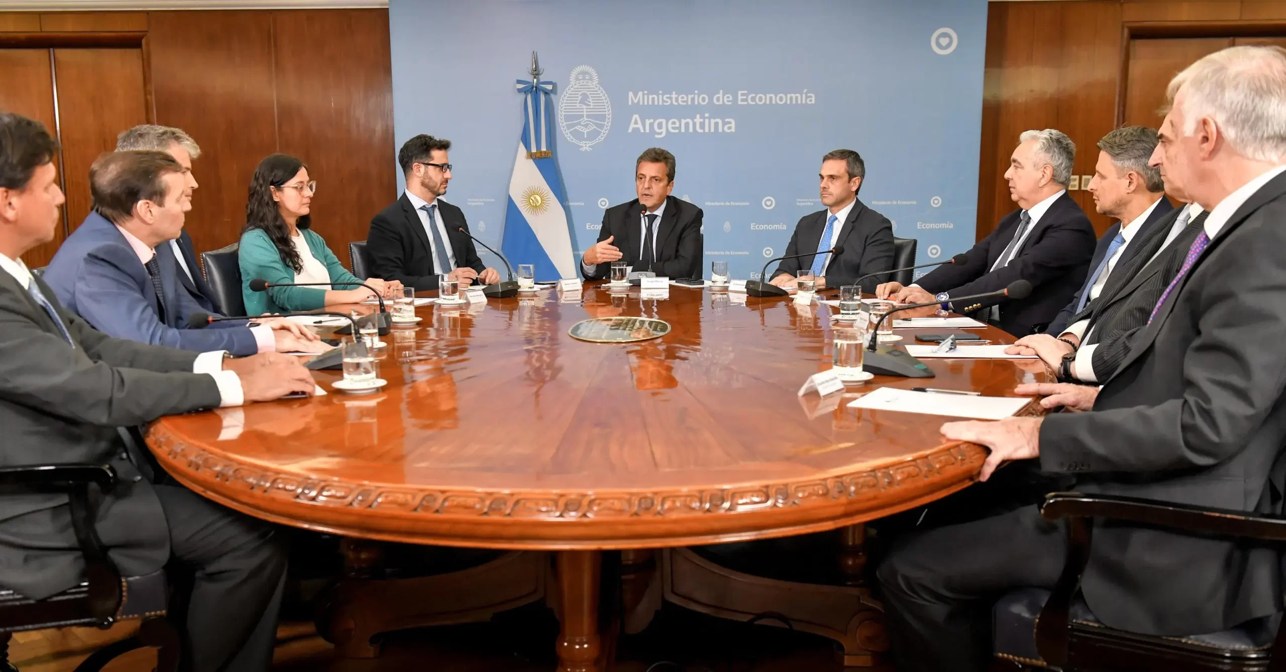 Acuerdan con los laboratorios