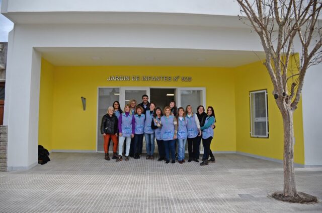 Estamos esperando que Educación