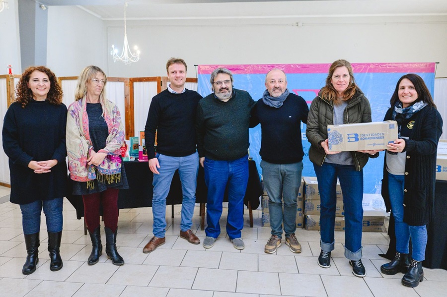 Wesner y autoridades provinciales
