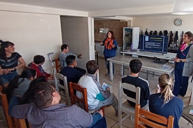 Bromatología capacitó en manipulación