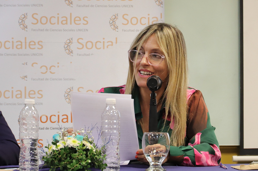 Con reconocimientos