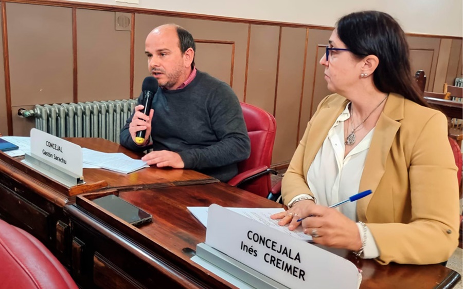 Por iniciativa del interbloque