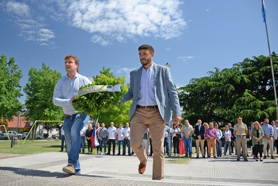 Olavarría inició los festejos