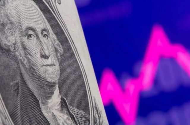 El dólar blue abrió