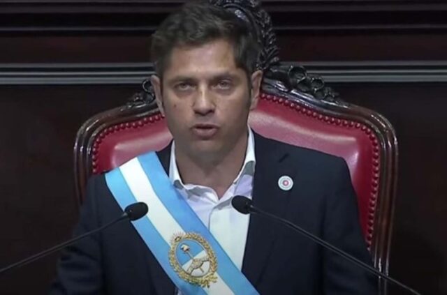 Juró Kicillof e inició