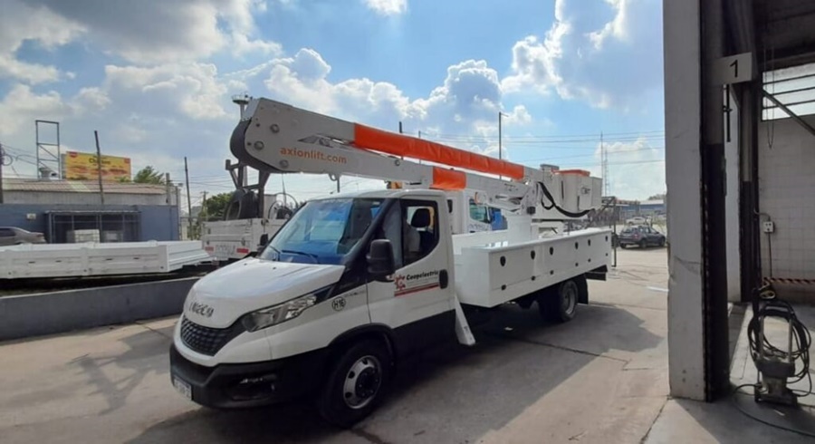 Repusieron el servicio eléctrico