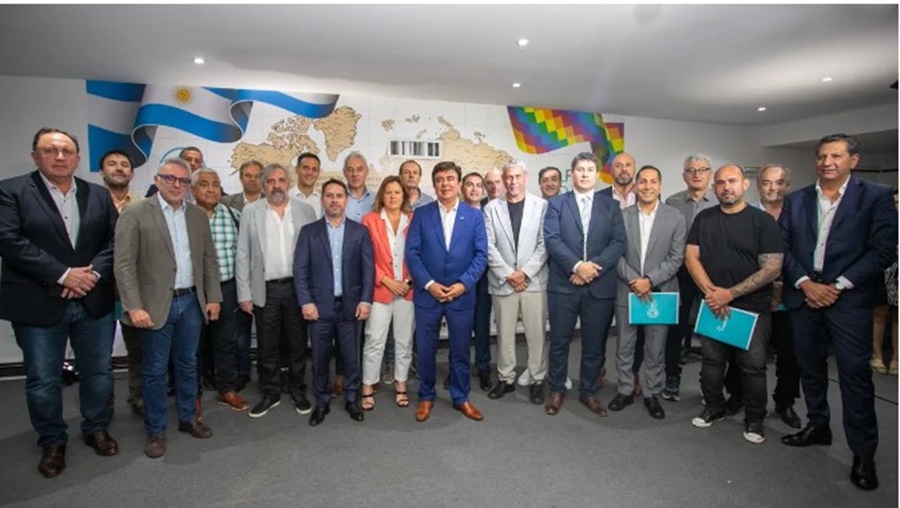 Habilitan la feria para