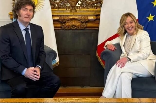 En Italia Milei se