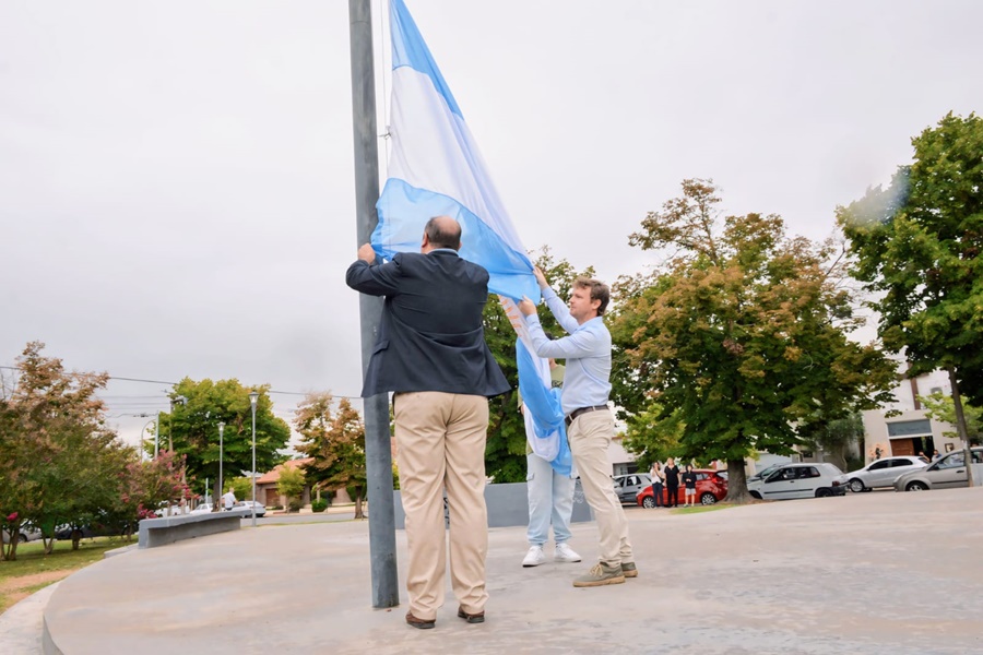Wesner encabezó el acto