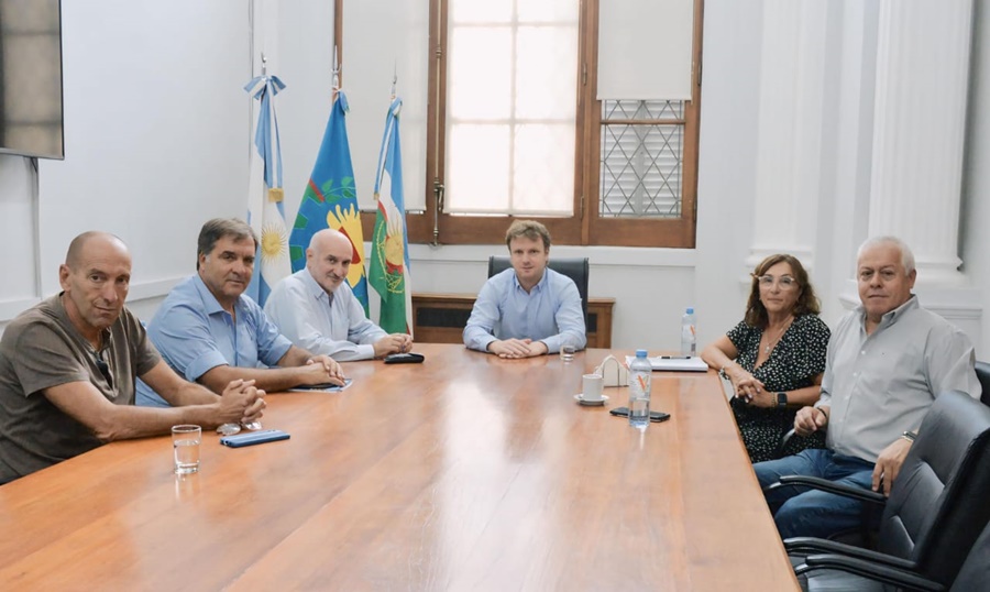 Wesner recibió al rector