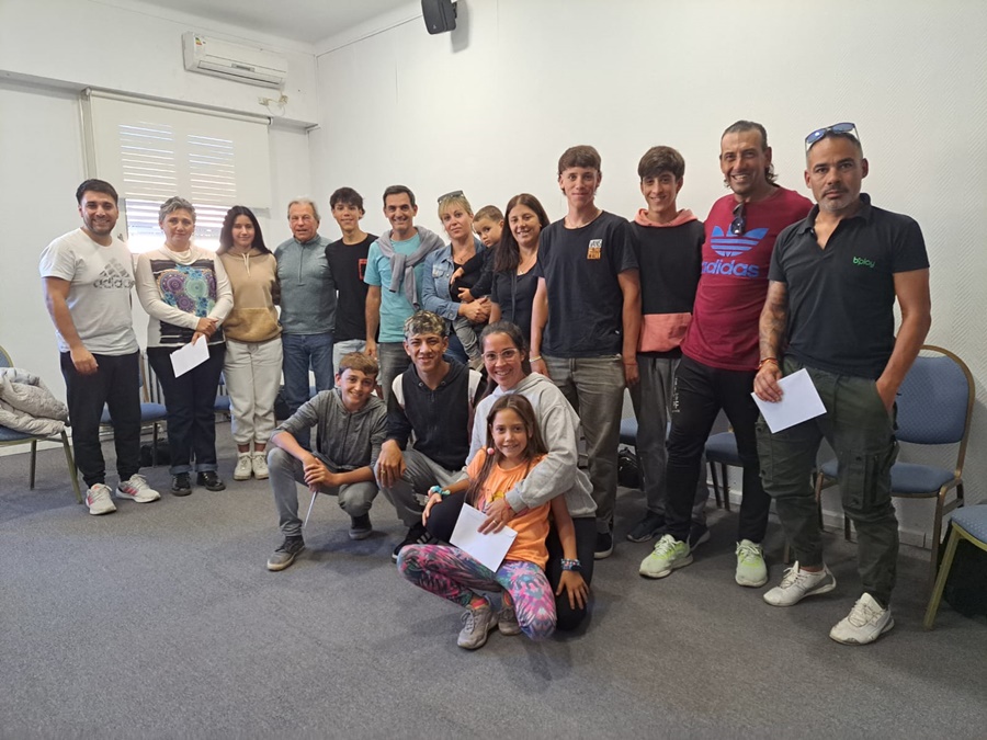 Acompañamiento a jóvenes ciclistas