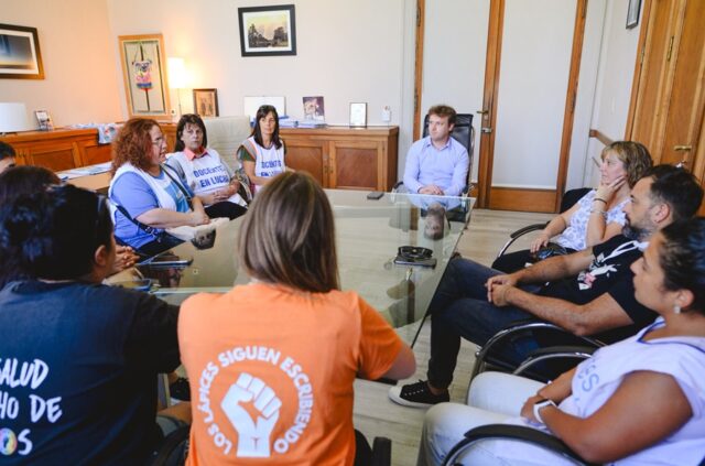 Wesner recibió a referentes