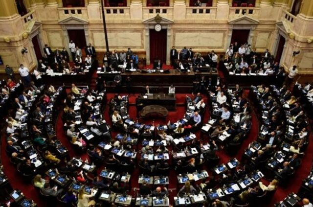 Comienza el debate por