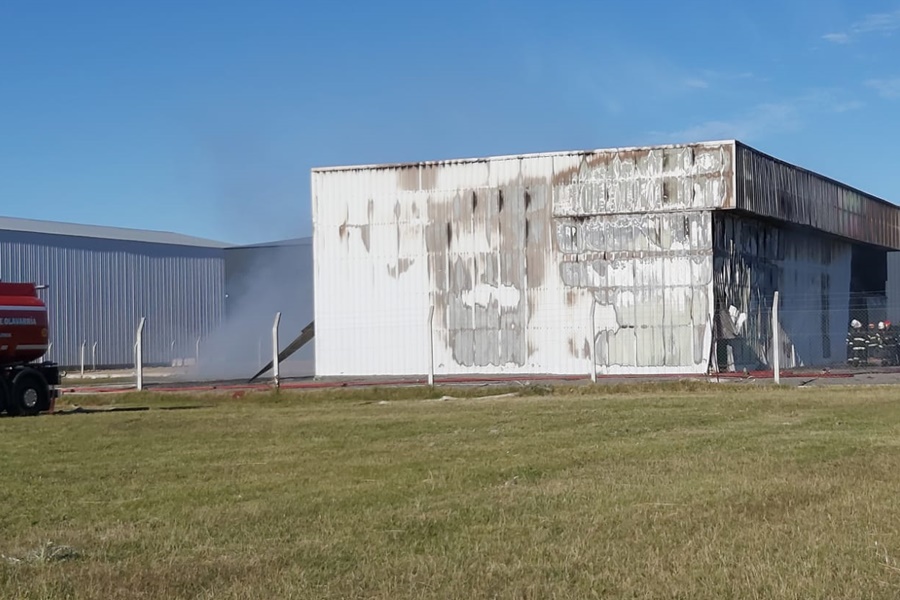 Dotaciones de bomberos trabajaron