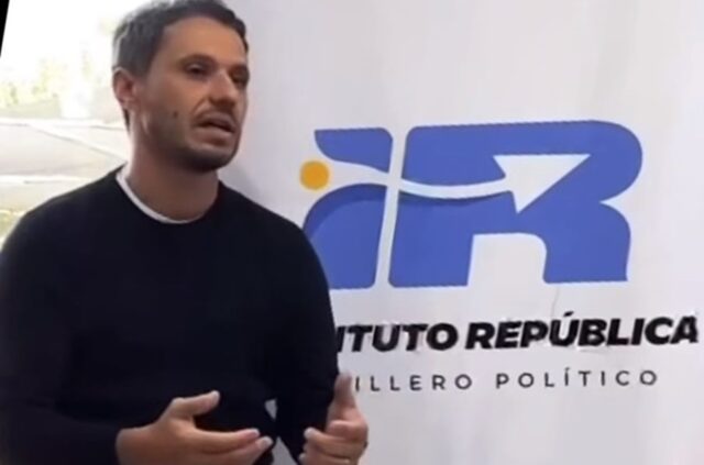 Martín Endere disertó en