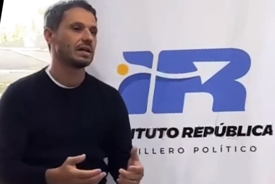Martín Endere disertó en