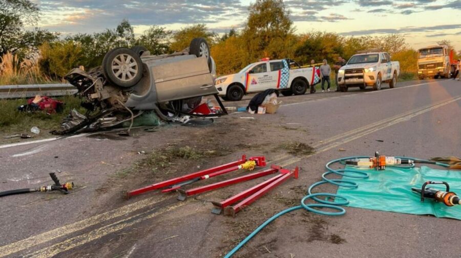 Accidente ruta 226 camion auto 4 1024x574