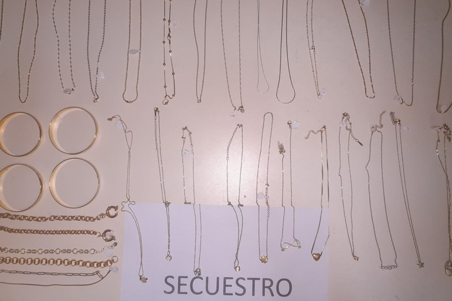 Robaron en una joyería