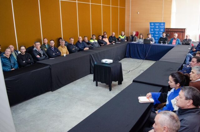 Wesner convocó a representantes