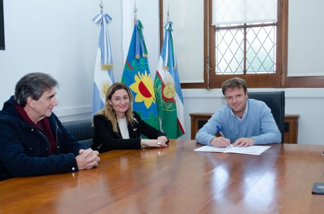 Wesner firmó un convenio