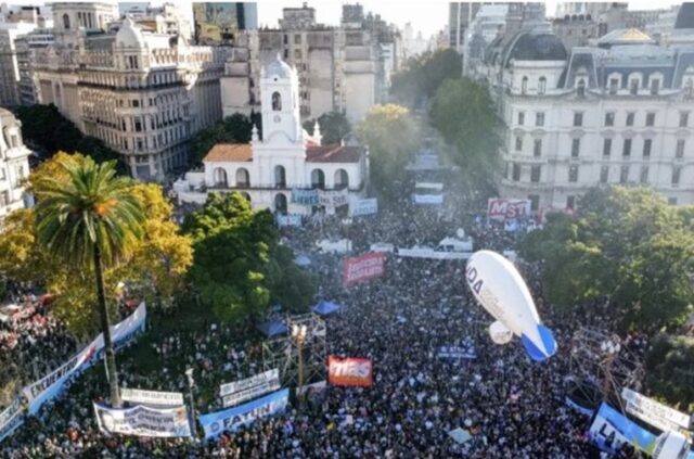 Conflicto universitario