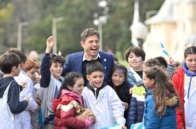 La emoción de Kicillof