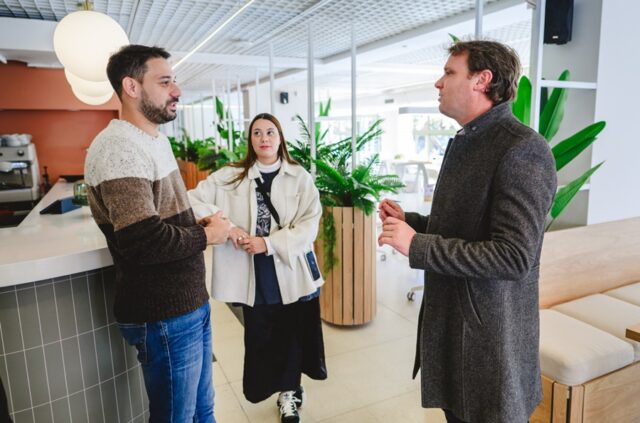 Wesner visitó Estudio