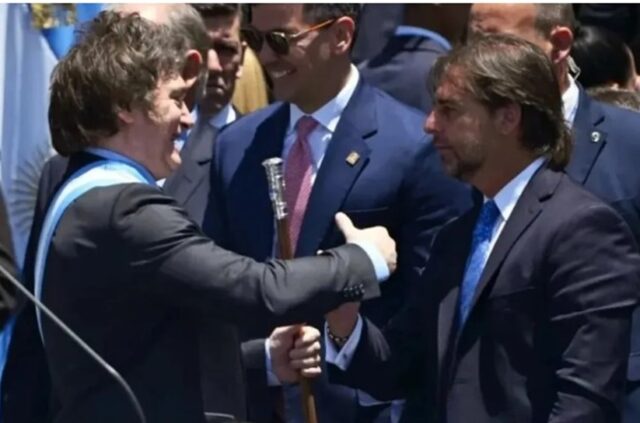 Tras la polémica ausencia