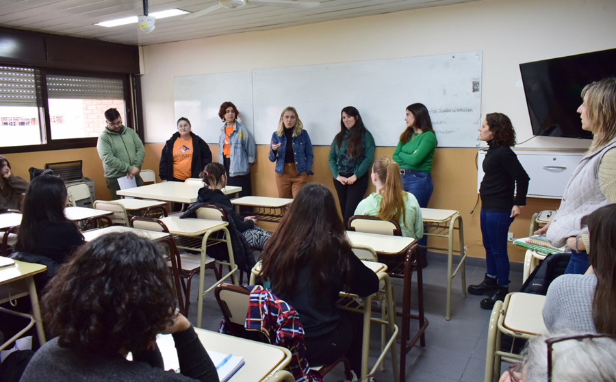 Sociales recibió a un