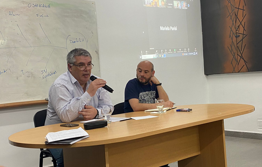 Docente de FACSO preside