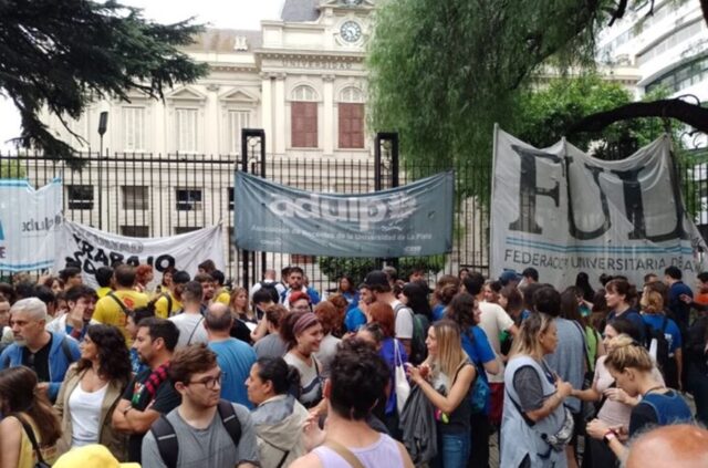 En pleno conflicto