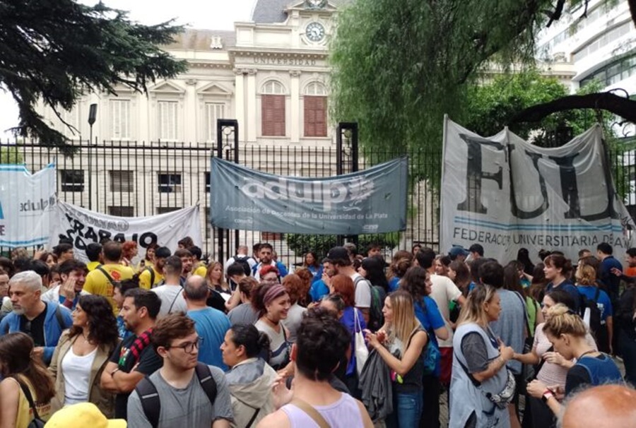 En pleno conflicto