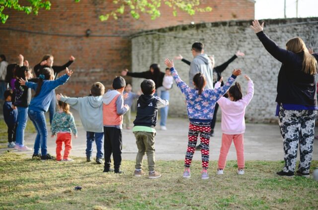 Jornada recreativa de hogares